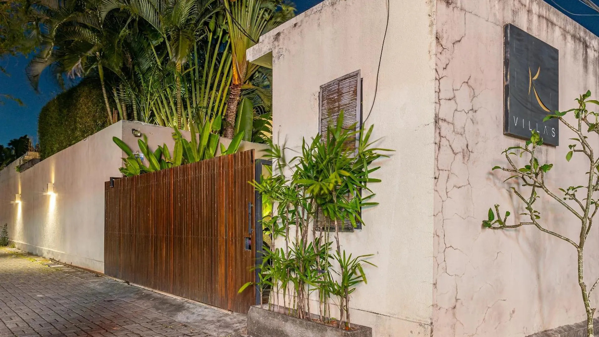 Luxury - Villa K - Central Seminyak