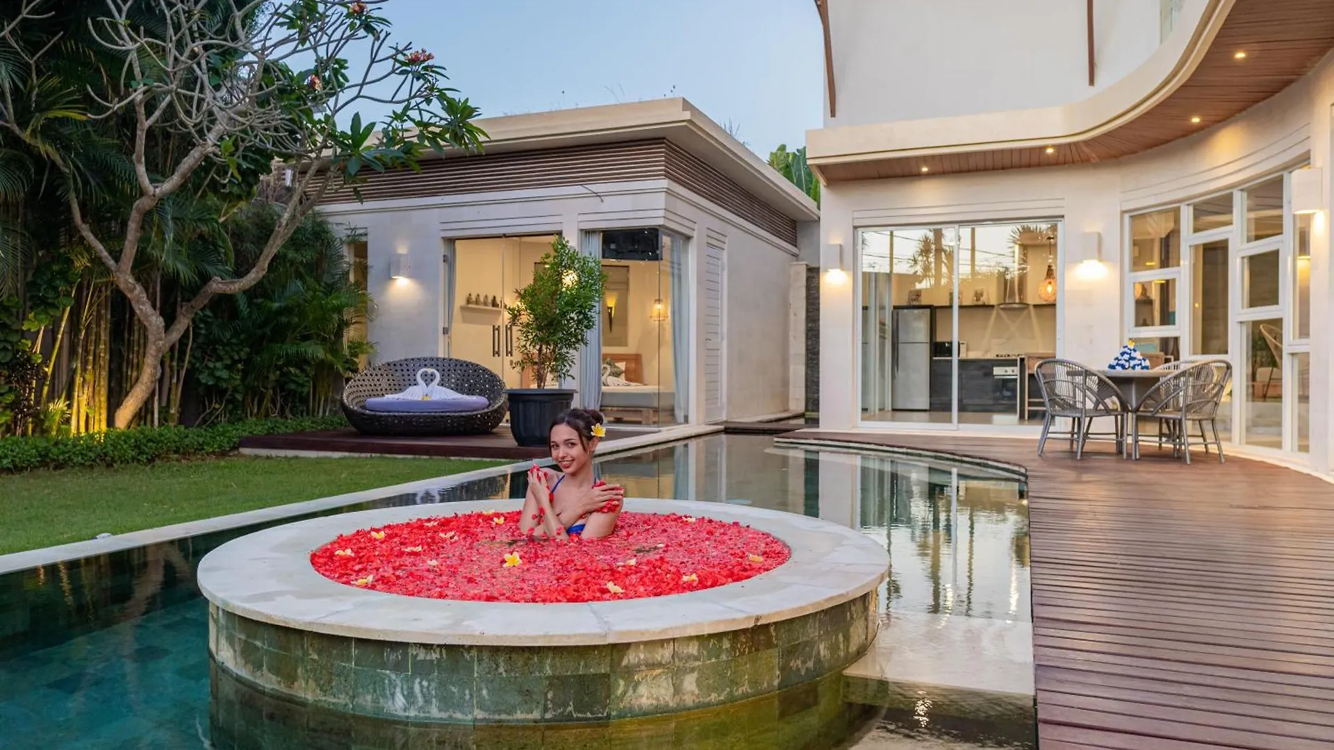 Luxury - Villa K - Central Seminyak  Seminyak (Bali)
